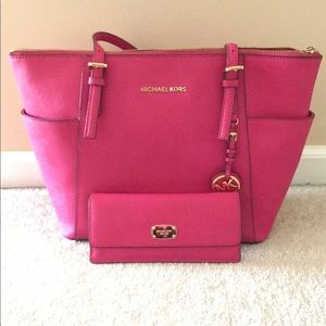 Michael Kors Pink Purse/wallet set